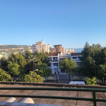 Alex Apartment Vlorë Exterior foto